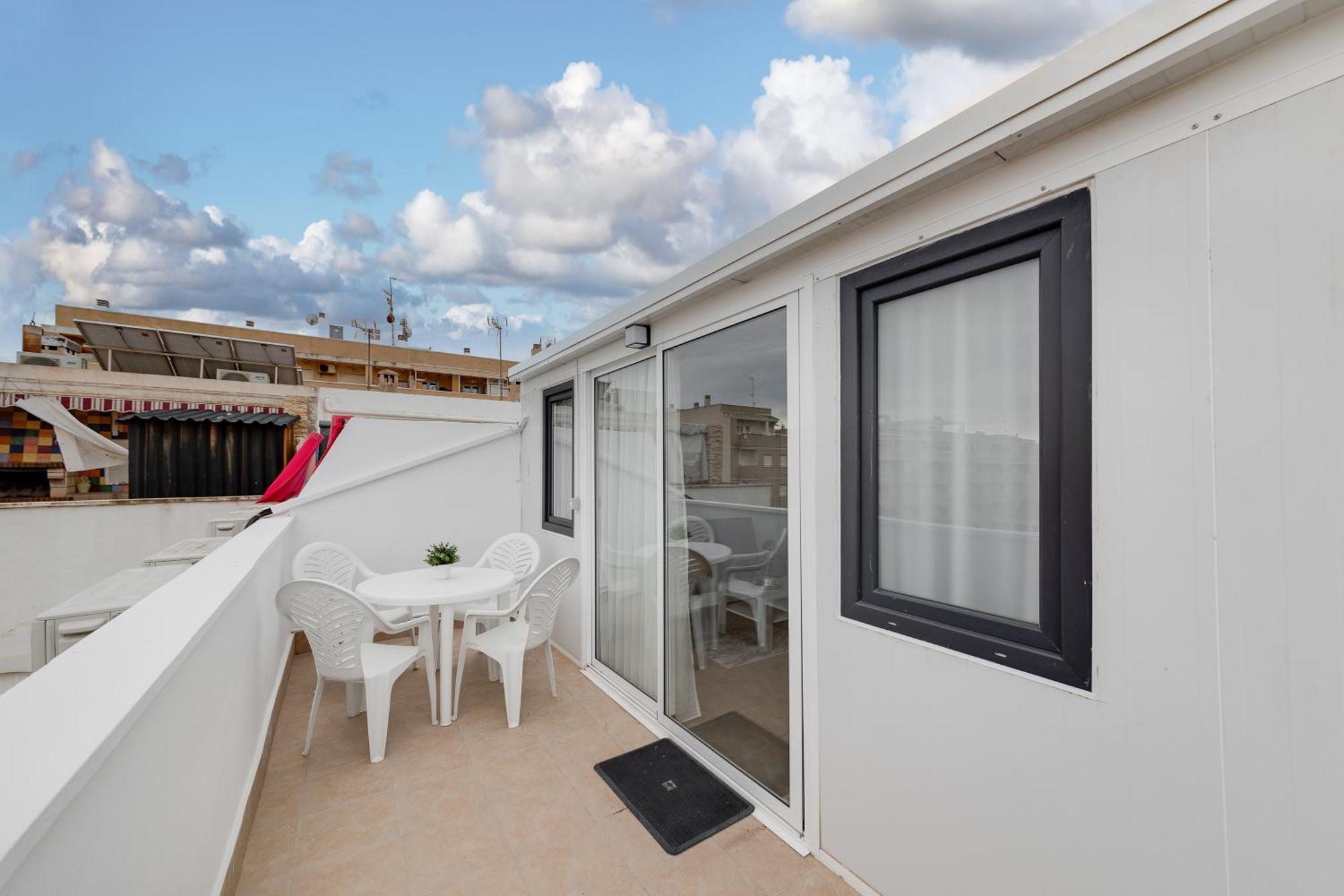 Cosy Apartment Near The Sea Torrevieja Kültér fotó