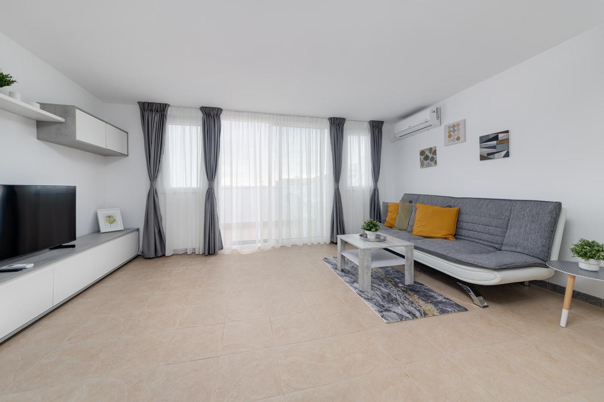Cosy Apartment Near The Sea Torrevieja Kültér fotó