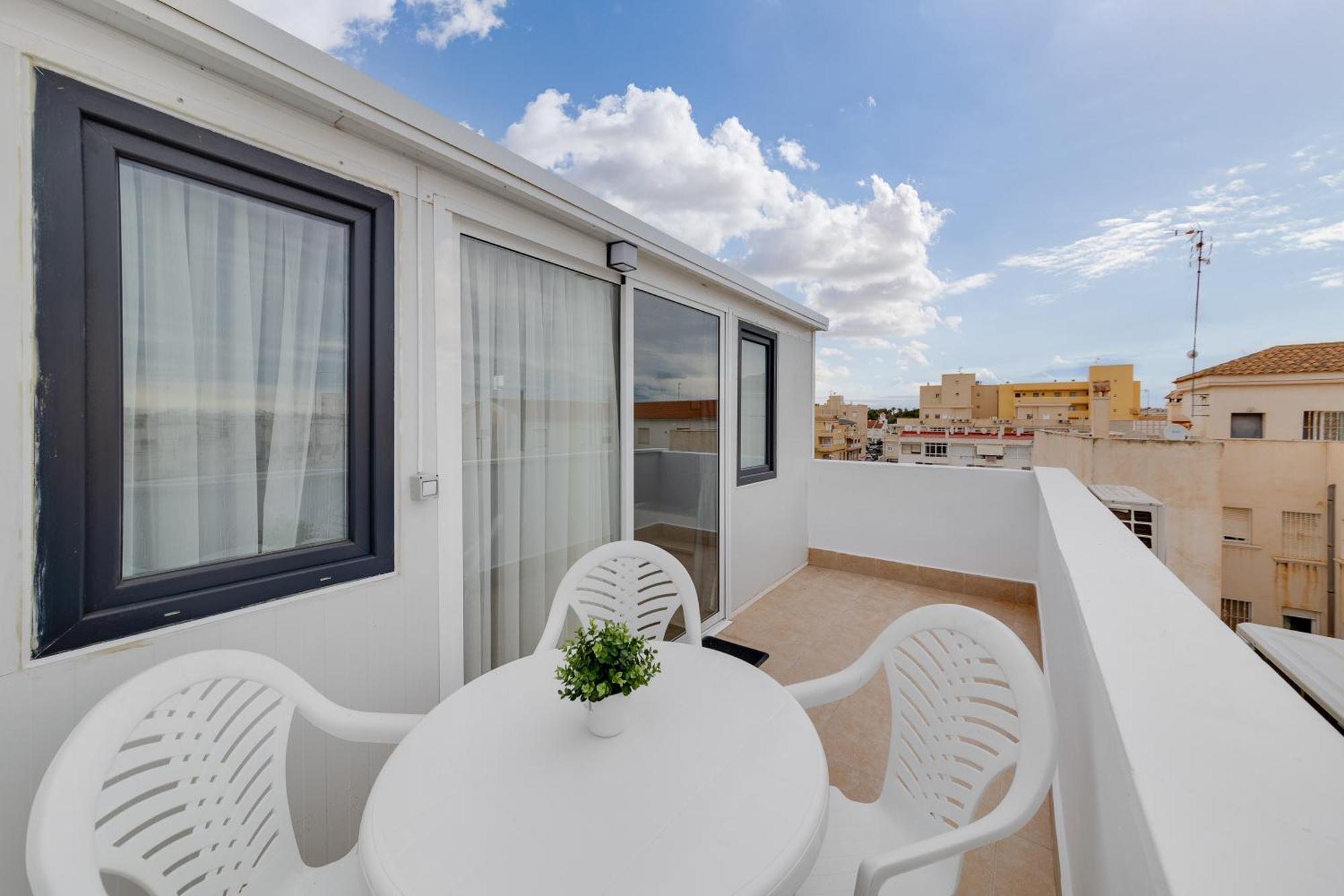 Cosy Apartment Near The Sea Torrevieja Kültér fotó